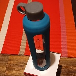Goodful EUC Blue and Gray Inspirational Water Bottle.